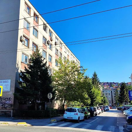 Apartman Relax - Free Public Parking Sarajevo Ngoại thất bức ảnh
