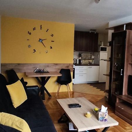 Apartman Relax - Free Public Parking Sarajevo Ngoại thất bức ảnh
